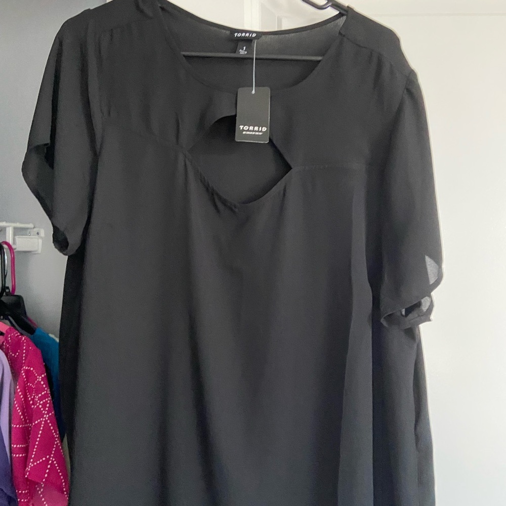 Black dress cap sleeve with key whole cut out in front